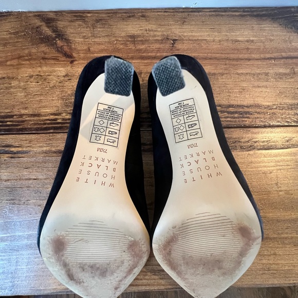 White House Black Market women’s shoes. Size 7.5. Wore for 3 work events. - Picture 5 of 5
